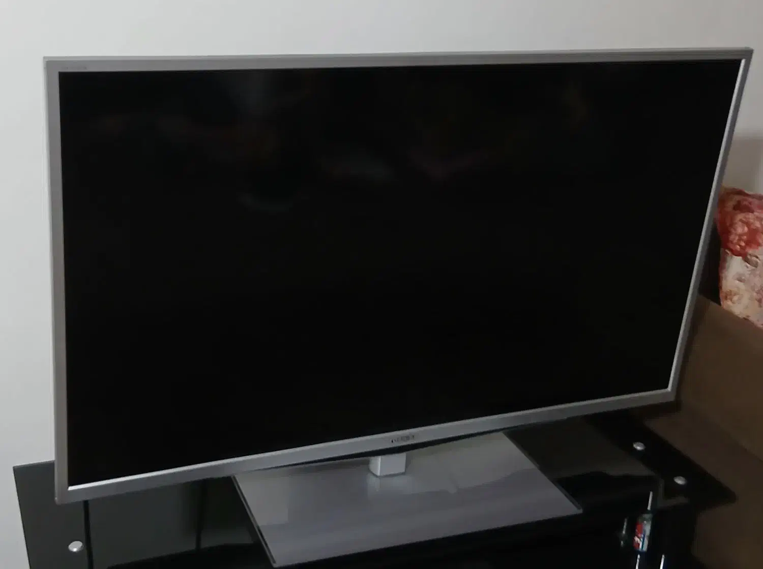 تلویزیون ۴۶ اینچ|تلویزیون و پروژکتور|گرگان, |دیوار