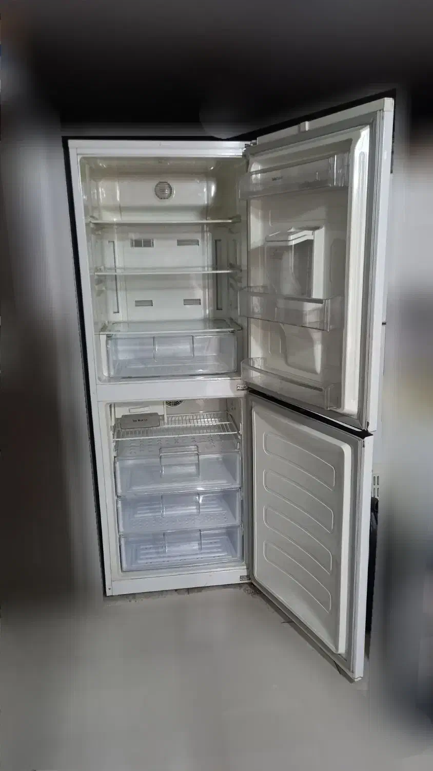 یخچال فریزر بدون برفک سوزان ۲سال کارکرده|یخچال و فریزر|گرگان, |دیوار