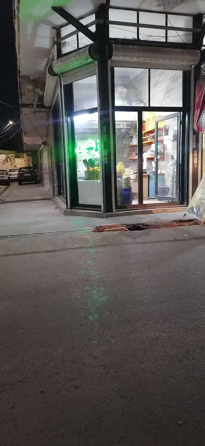 مغازه فروشی حدودا 17 متری|فروش مغازه و غرفه|محمدشهر, کوی بهار|دیوار