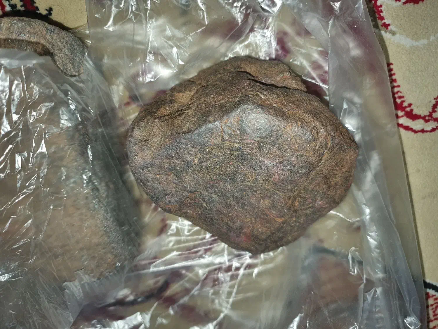 سنگ قیمتی|جواهرات|لیلان, |دیوار