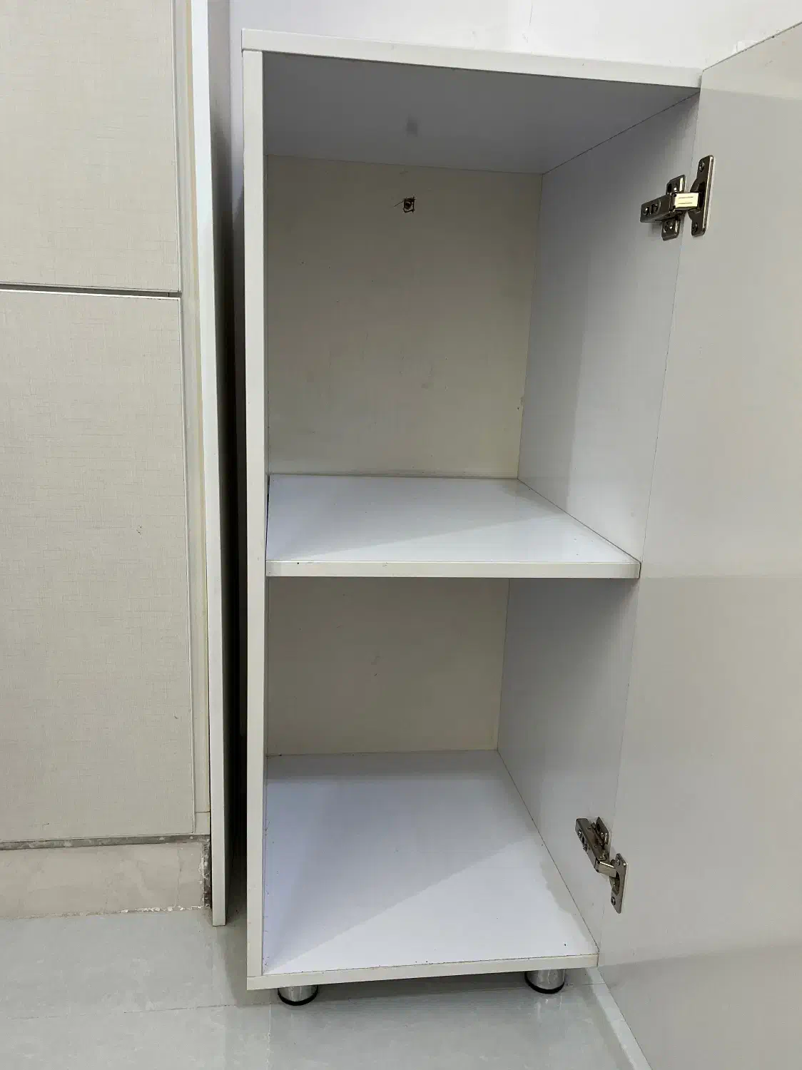 کمد|جاکفشی، کمد، دراور|ایلام, |دیوار