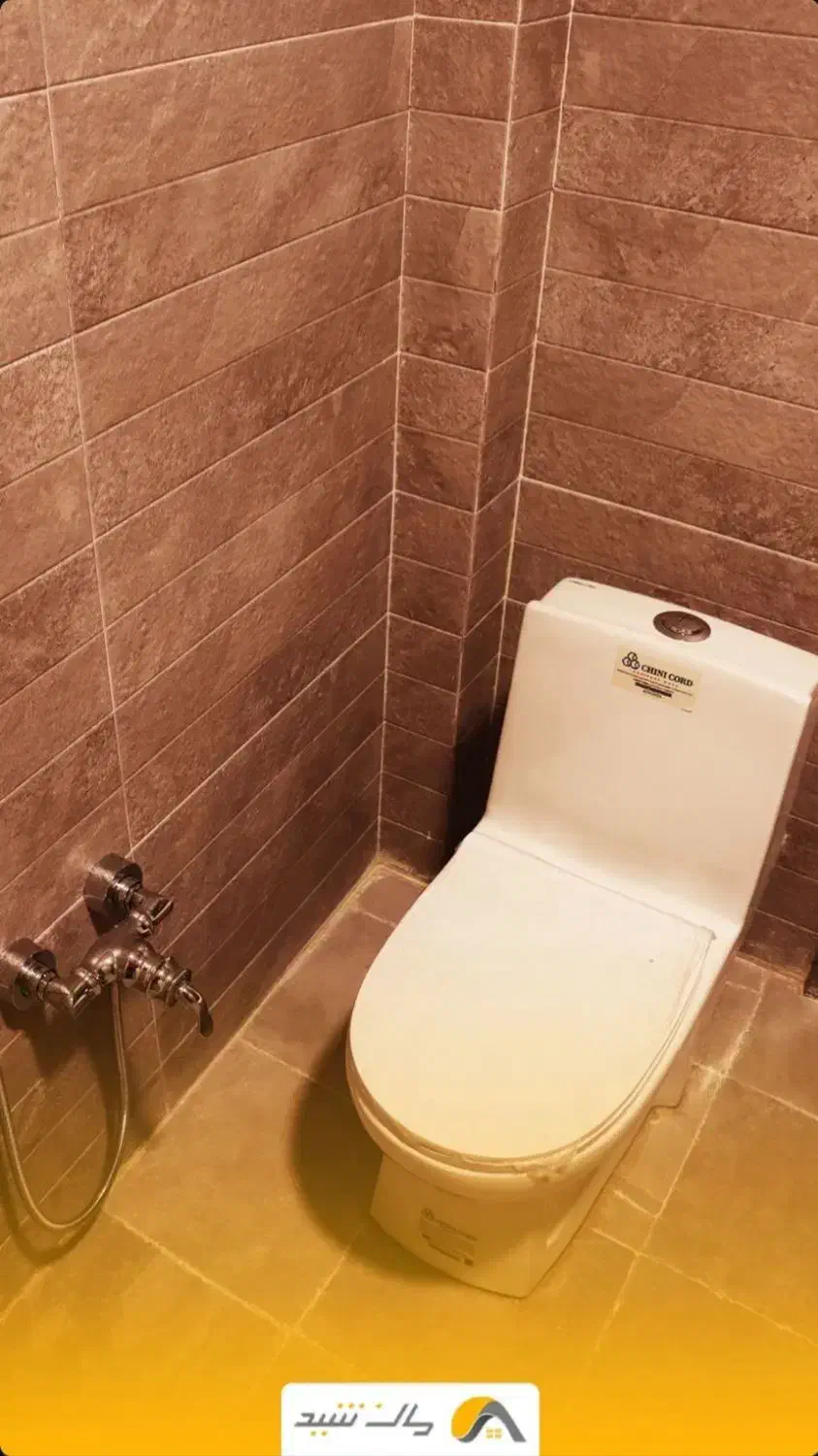 توالت فرنگی درجه یک چینی کرد، مروارید، مینا و غیره|لوازم سرویس بهداشتی|بیرجند, |دیوار