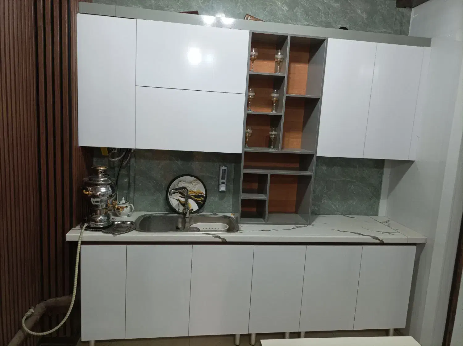 کابینت با سینک تو کار و شیر و صفحه ضد آب|مصالح و تجهیزات ساختمان|فولادشهر, سایت صنعتی کاوه|دیوار