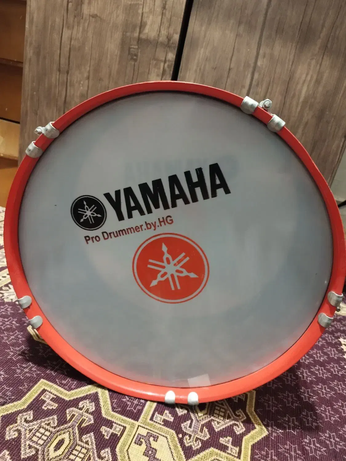 طبل یاماها در حدنو|درام و پرکاشن|صدرا-فارس, فاز ۲|دیوار