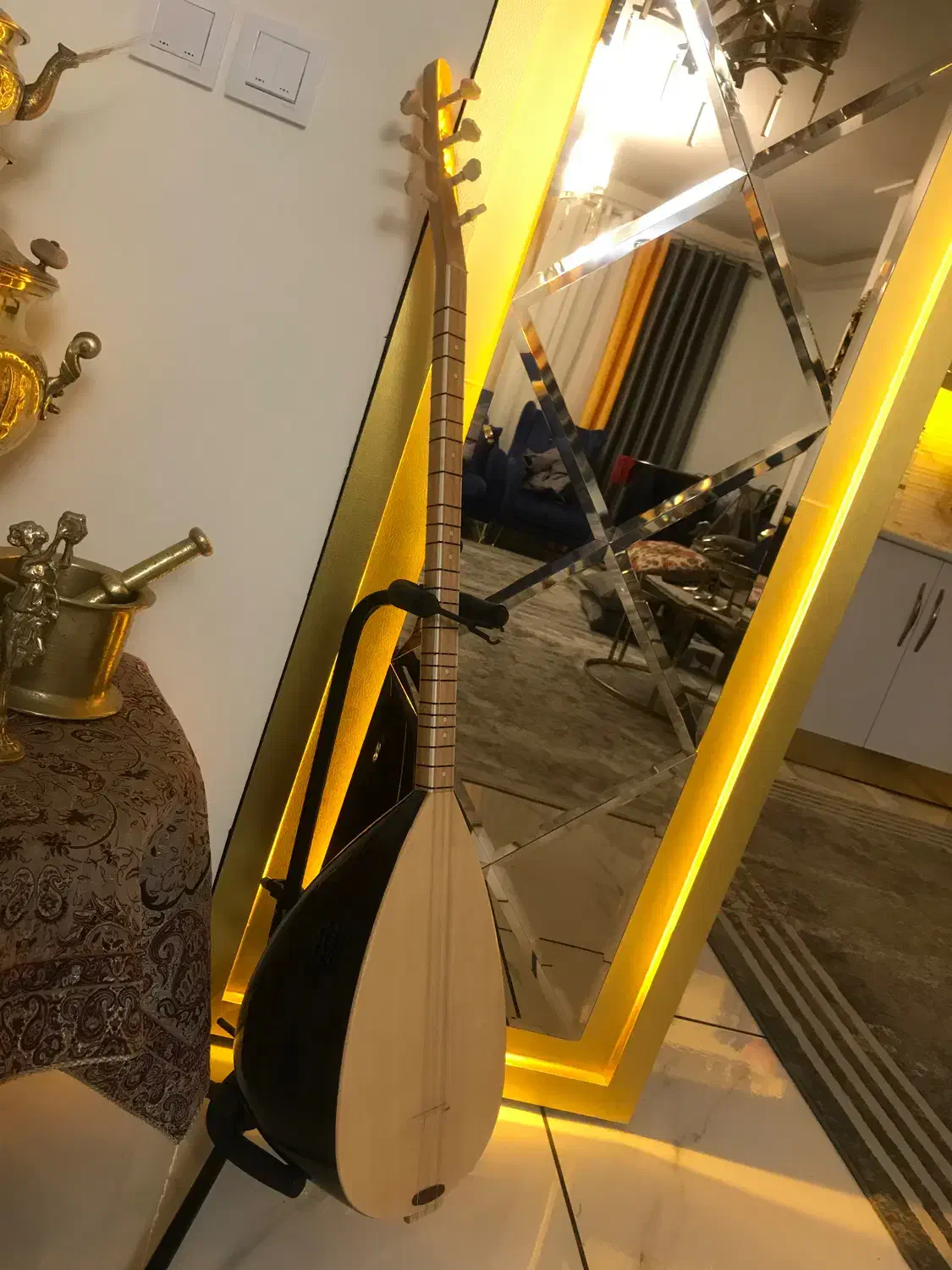 باغلاما در حد صفر|سازهای سنتی|تبریز, |دیوار