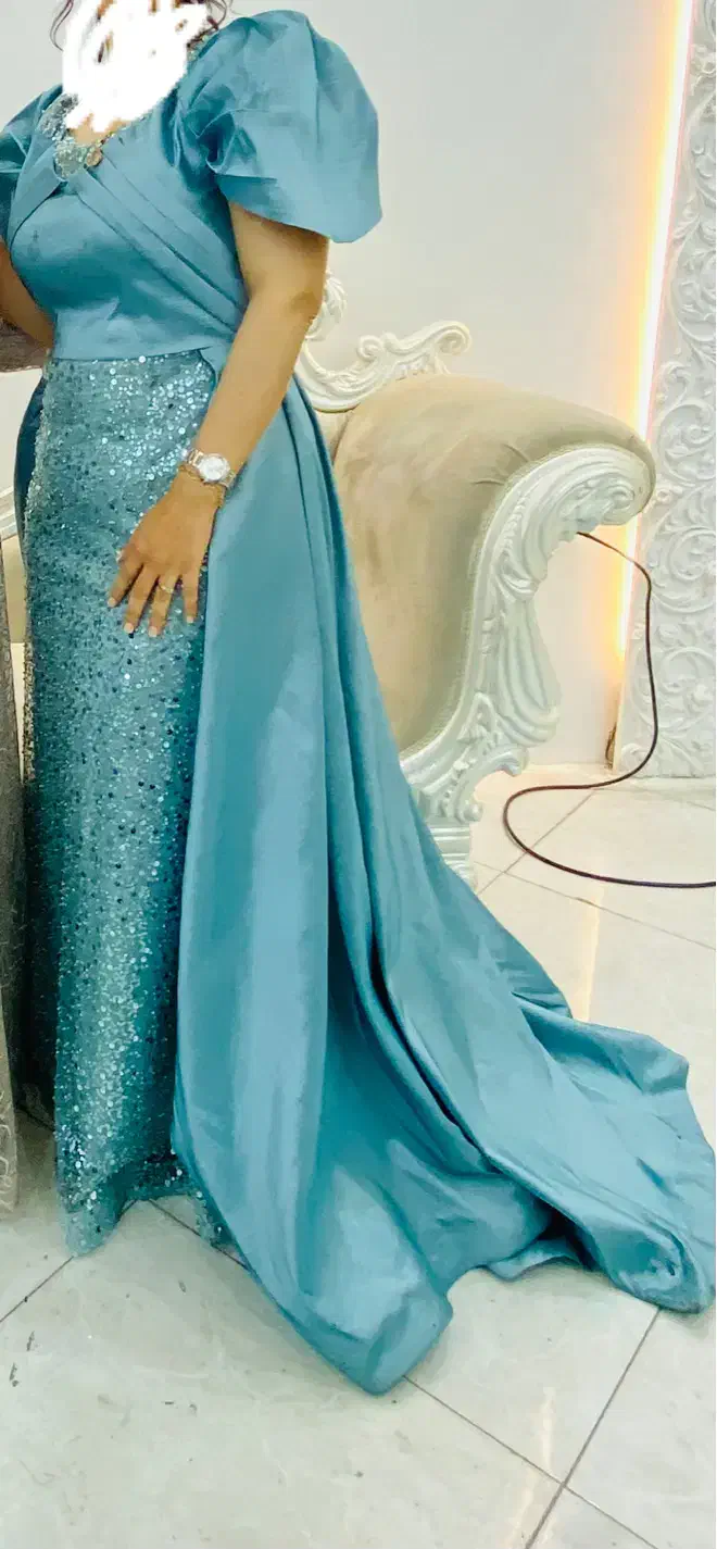 لباس مجلسی|لباس|گرگان, |دیوار