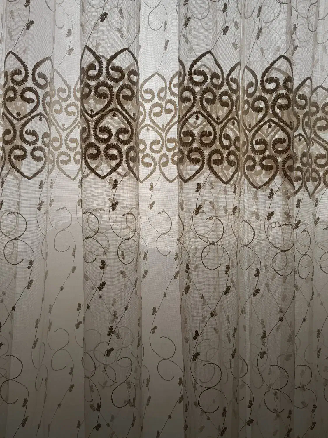 پرده بسیار زیبا و همراه با چوب پرده|پرده، رانر، رومیزی|تربت جام, حافظ|دیوار