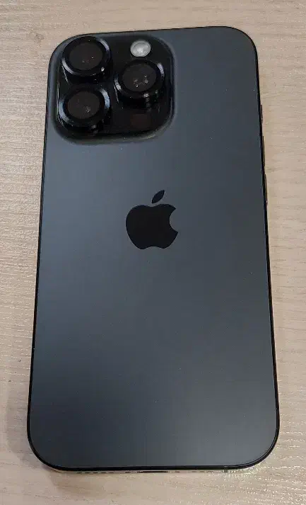 اپل iPhone 16 Pro با حافظهٔ ۲۵۶ گیگابایت|موبایل|تهران, ونک|دیوار