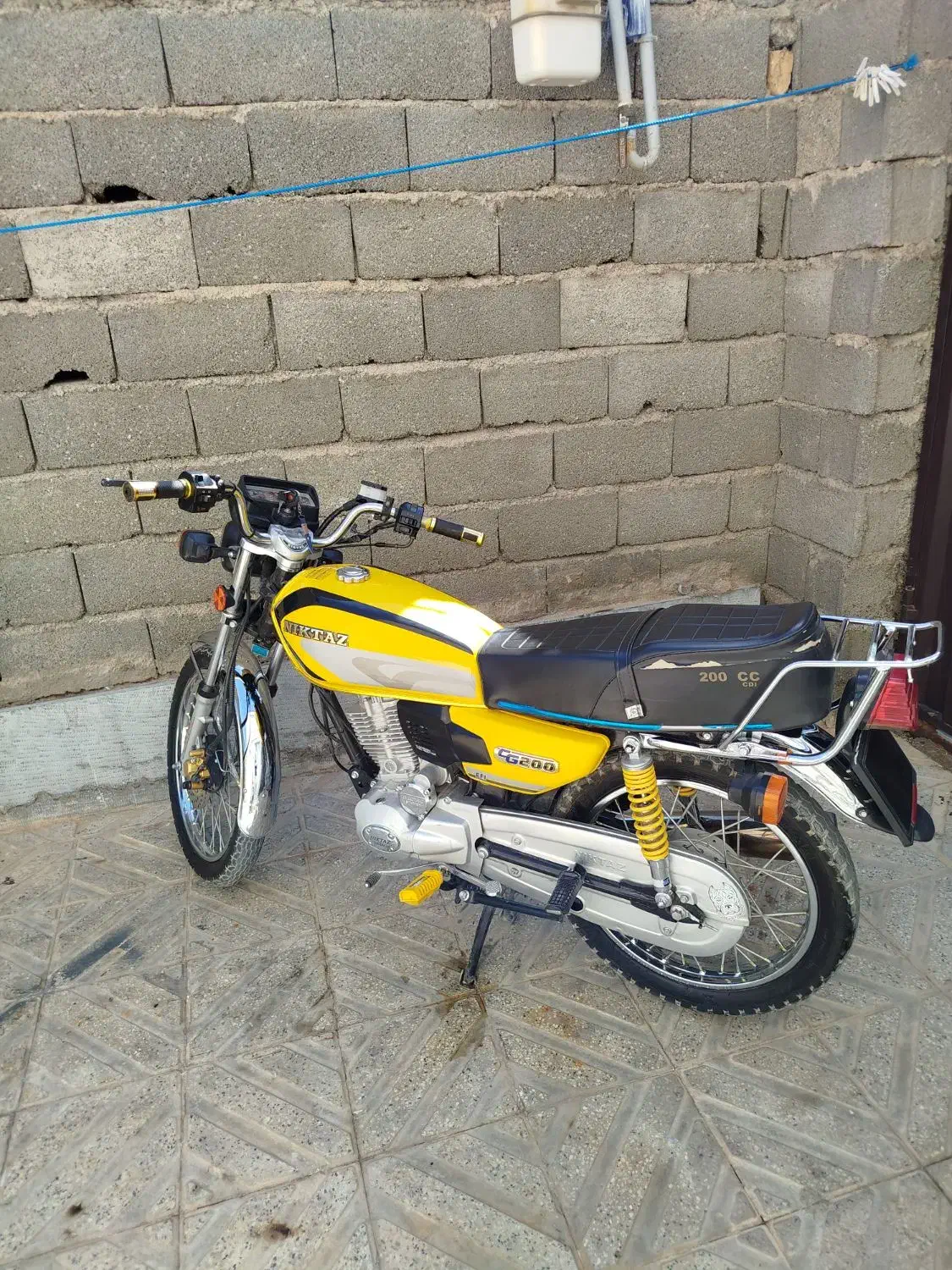 نیکتاز۲۰۰مدل۱۴۰۲|موتورسیکلت|ایوانکی, |دیوار