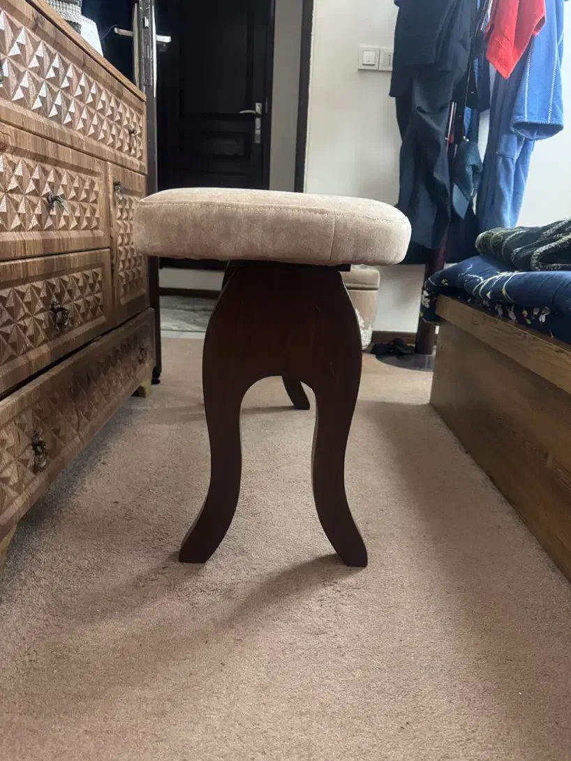 پاف ، نیمکت چوبی|صندلی و نیمکت|قم, باجک دو|دیوار