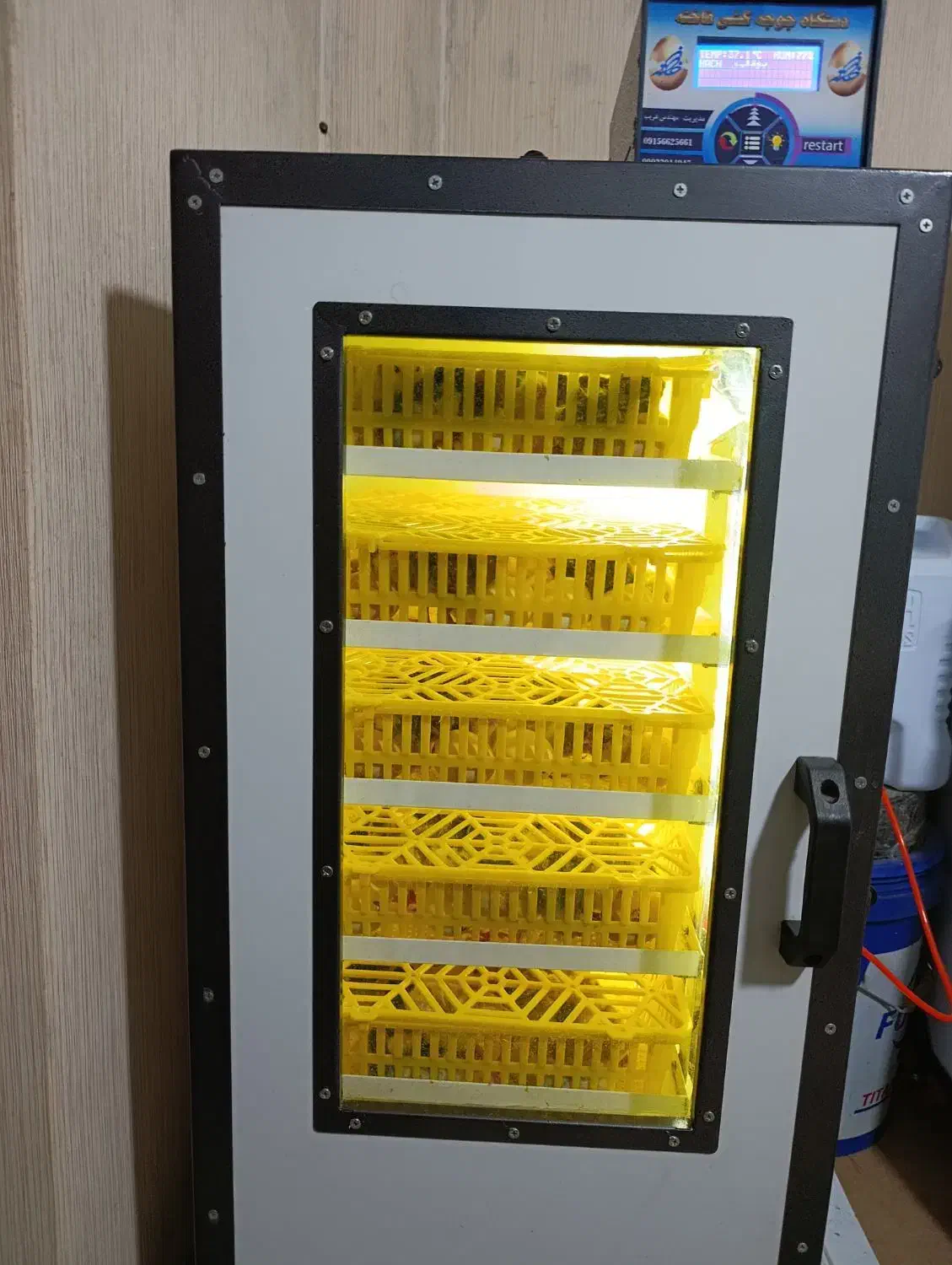 دستگاه جوجه کشی|لوازم جانبی حیوانات|همدان, |دیوار