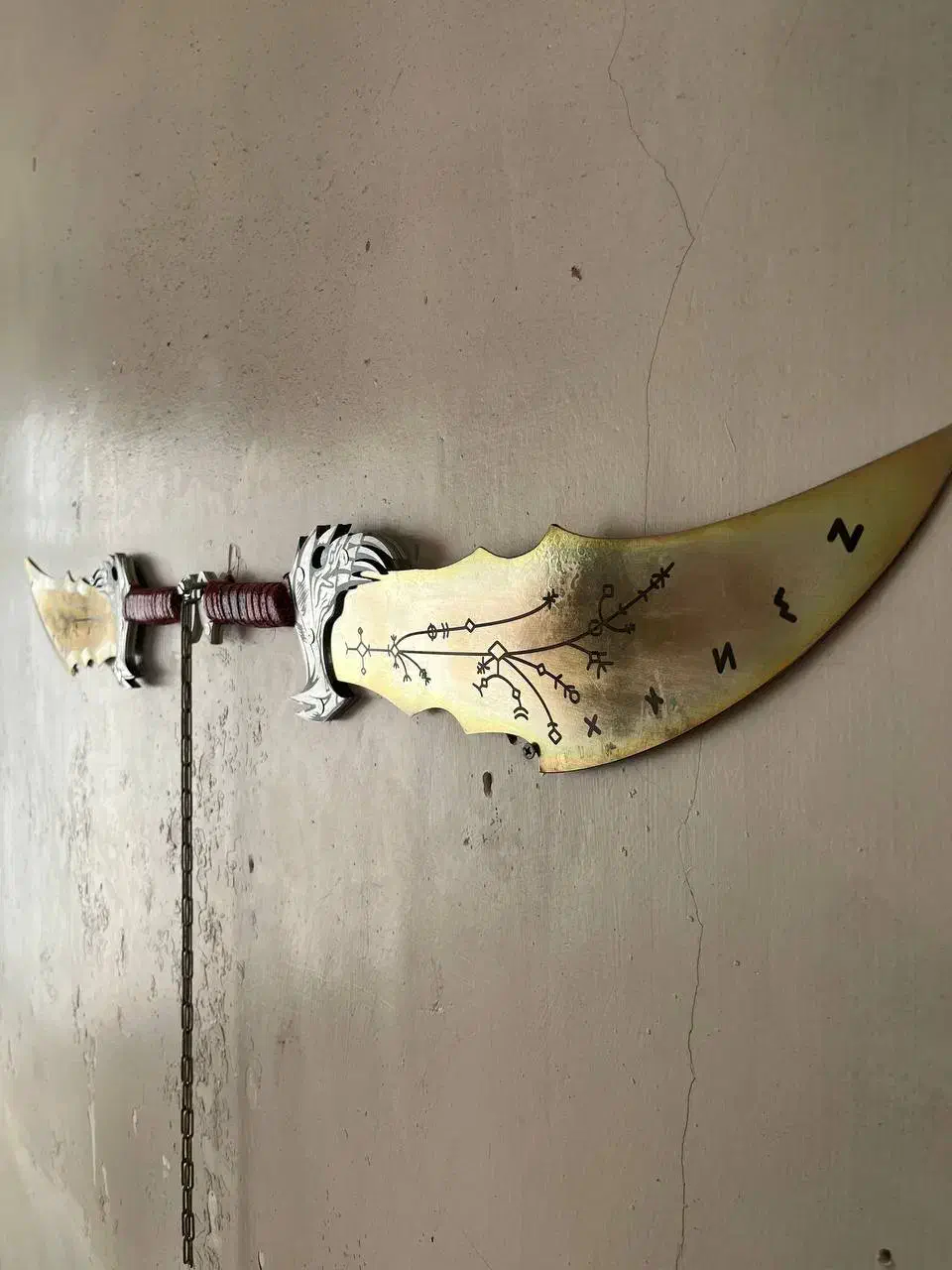 شمشیرهای کریتوس|کلکسیون اشیاء عتیقه|مشهد, اروند|دیوار