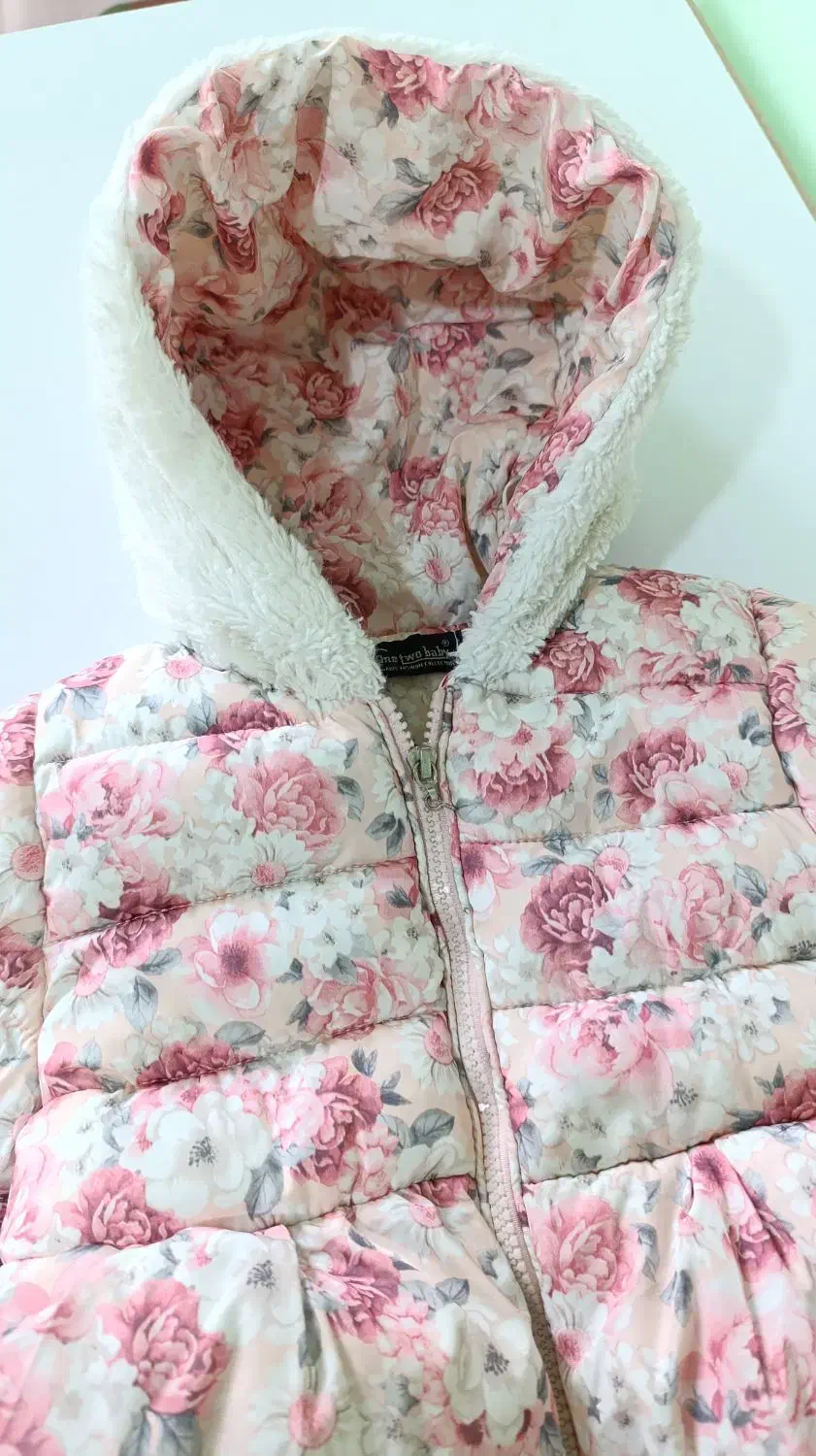 کاپشن دخترانه و سِت بافت. تا ۳سال. نو|کفش و لباس بچه|گنبد کاووس, |دیوار