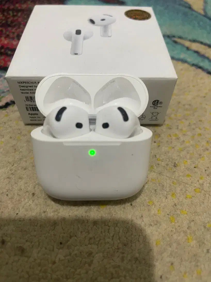 ایرپاد 4 AIR POD|لوازم جانبی موبایل و تبلت|مشهد, مصلی (کارمندان اول)|دیوار