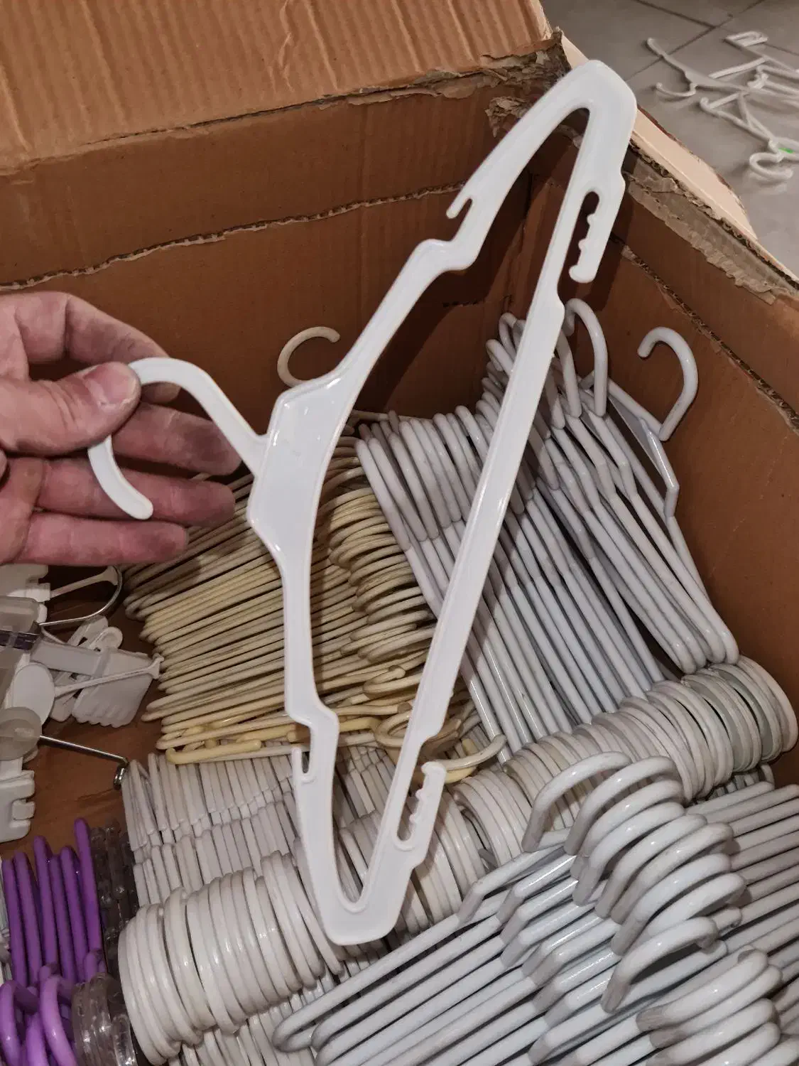 چوب لباسی|بندرخت و رخت‌آویز|زنجان, |دیوار