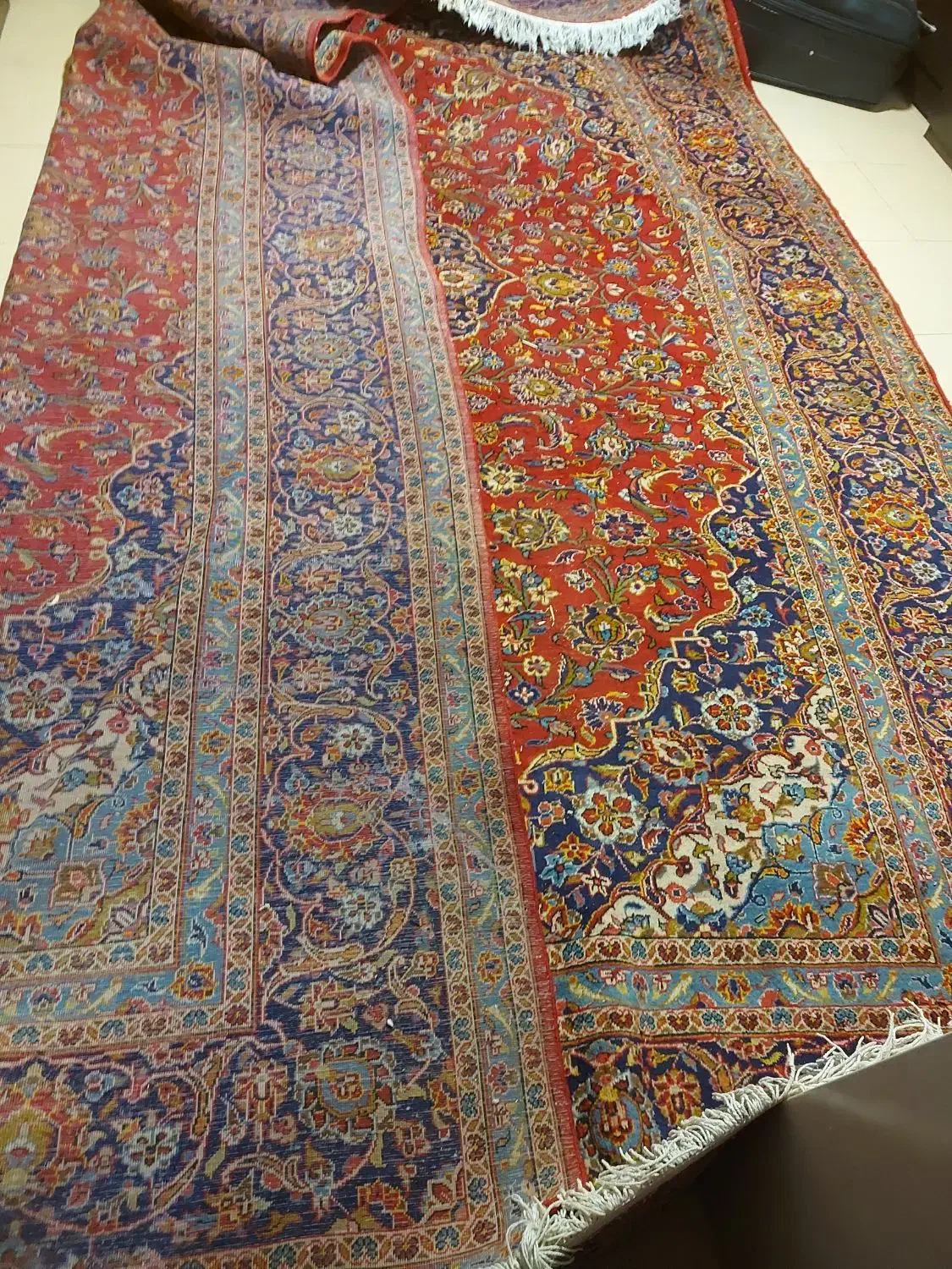 فرش دستبافت|فرش|اصفهان, مهرآباد|دیوار