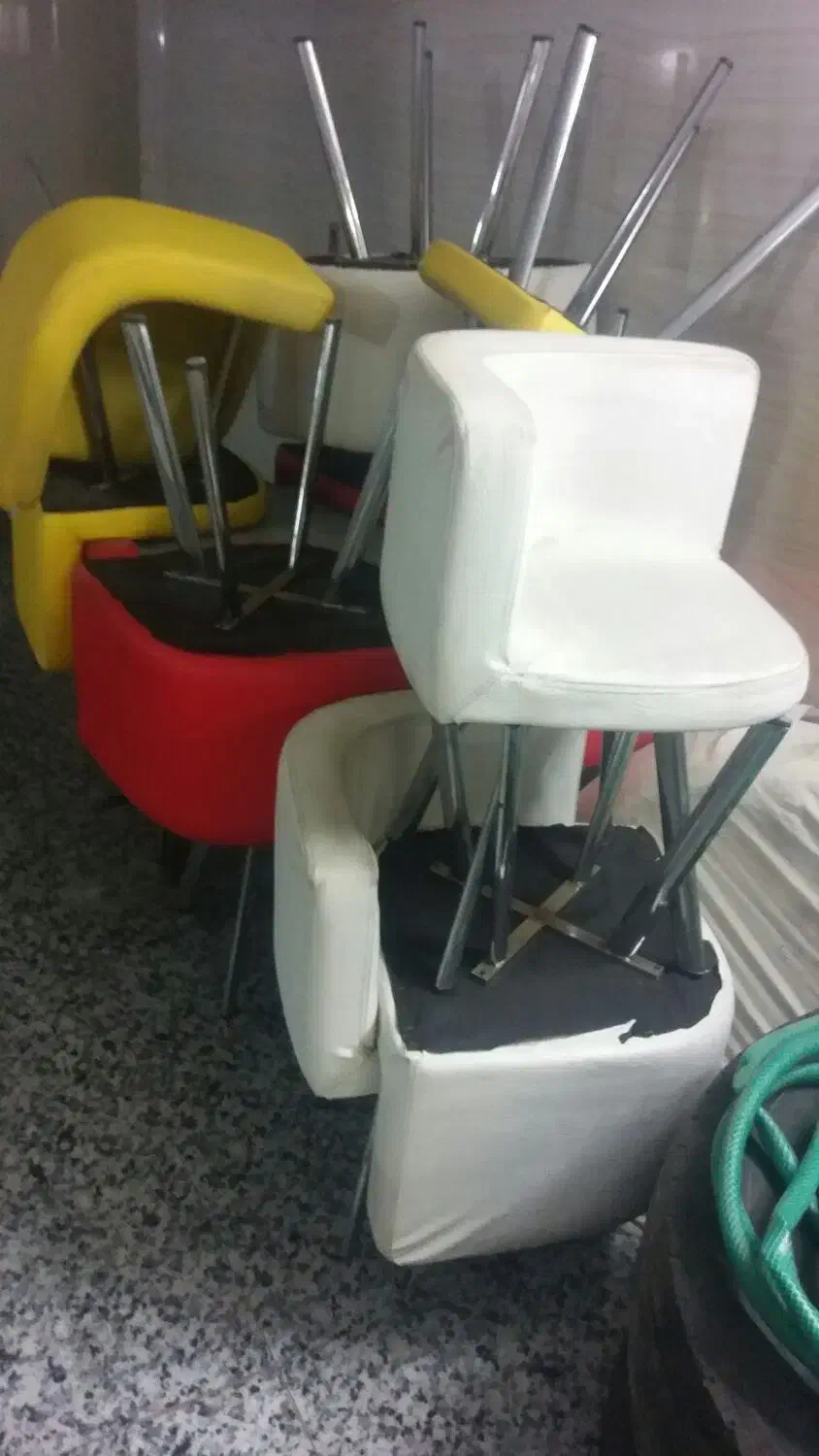 میزوصندلی چرم|میز و صندلی غذاخوری|سراب, |دیوار