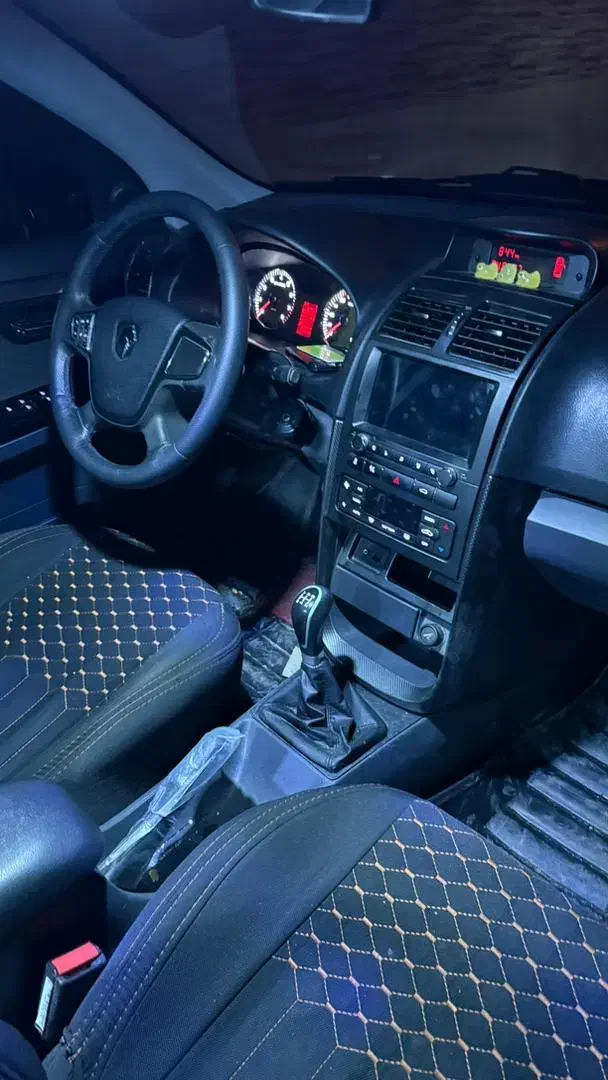 سورن ۱۴۰۴مشکی|خودرو سواری و وانت|سمیرم, |دیوار