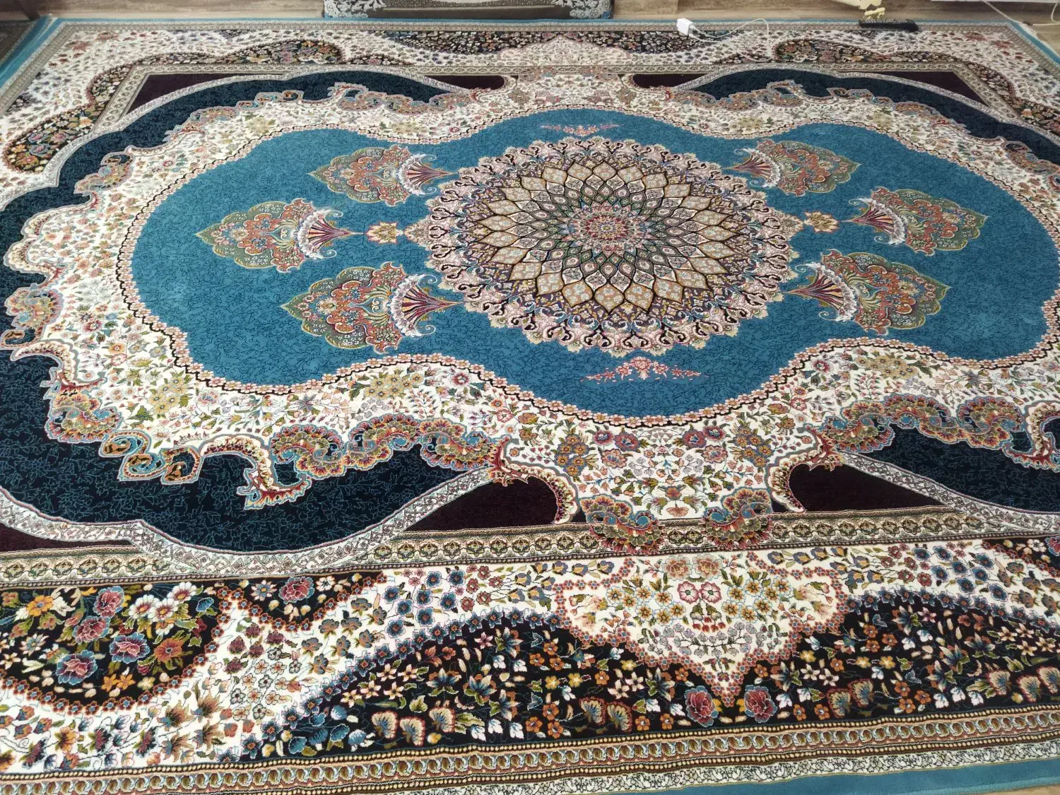 دو عدد فرش ۱۲متری بسیار تمیز در حد نو|فرش|پاکدشت, پاکدشت (مامازند)|دیوار