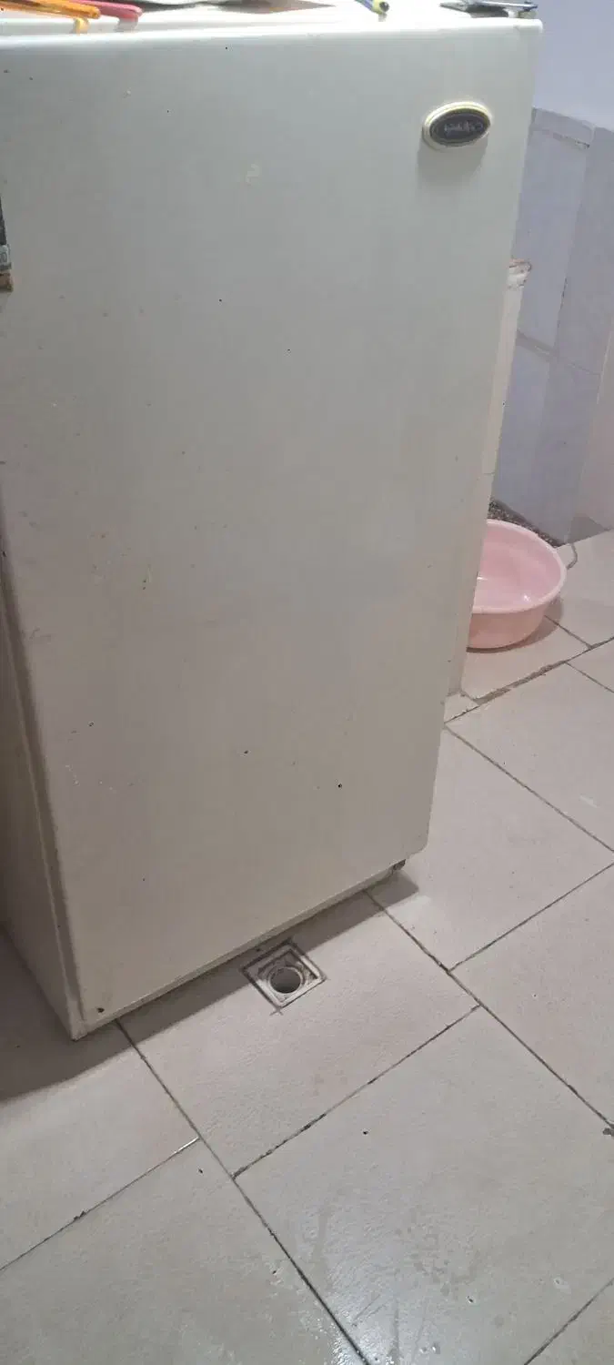 یخچال قدیمی|یخچال و فریزر|سنندج, |دیوار