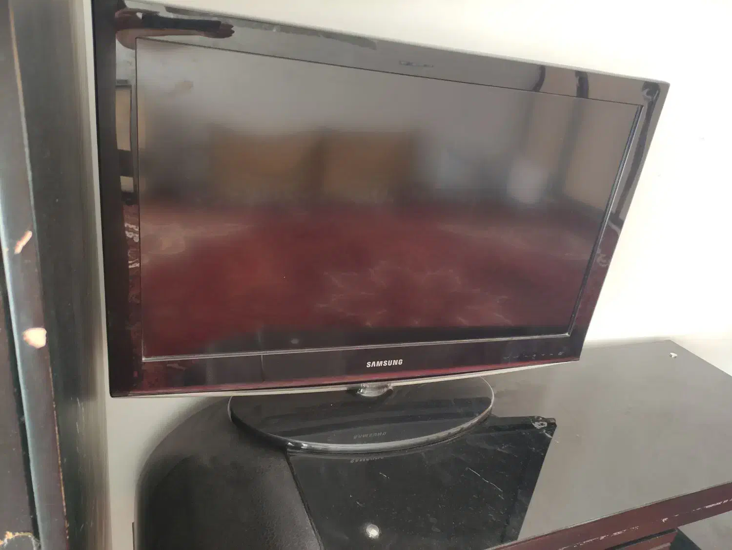 تلویزیون ومیز تلویزیون|تلویزیون و پروژکتور|بستان آباد, |دیوار