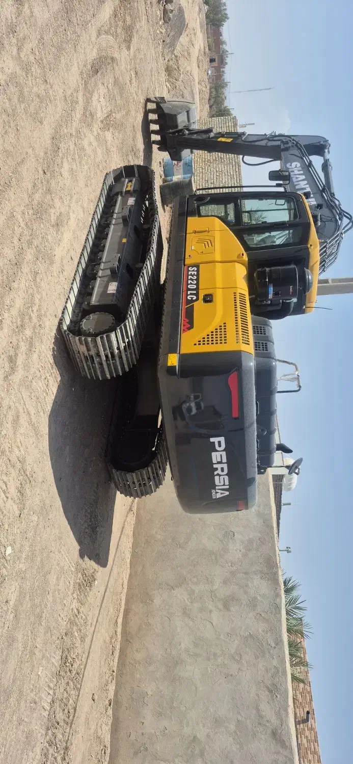 بیل مکانیکی زنجیری۲۲۰ شانتویی مدل۲۰۲۵|خودرو سنگین|شاهرود, |دیوار