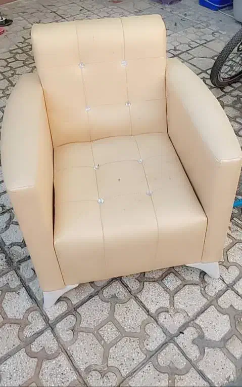 فروش دکور آرایشگاه زنانه|آرایشگاه و سالن‌های زیبایی|شیراز, کوزه گری|دیوار