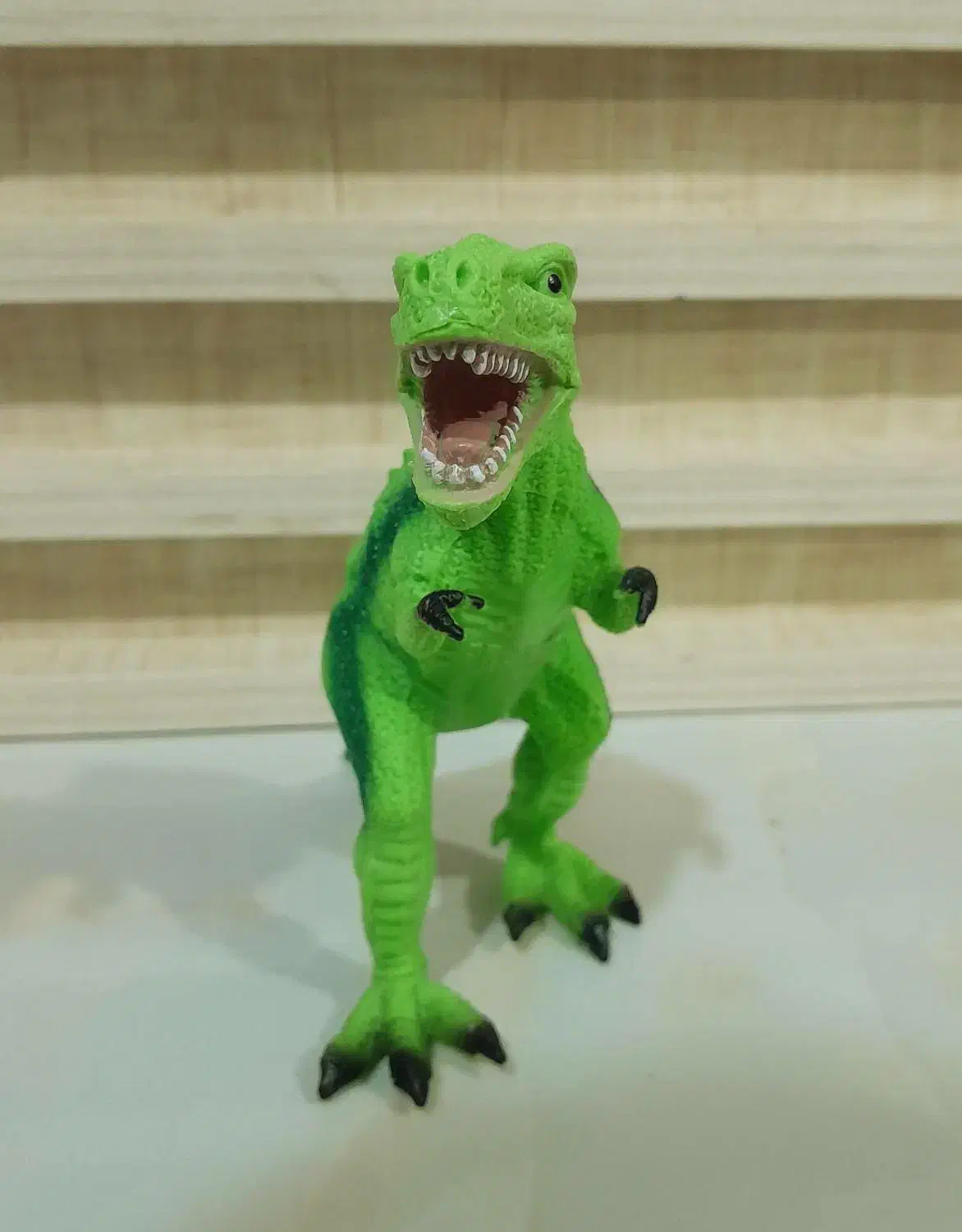 فیگور دایناسور|اسباببازی|قدس, شهرقدس|دیوار