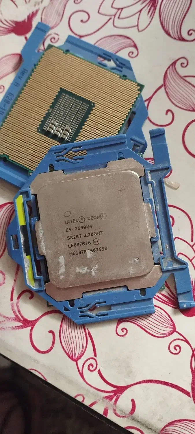 دوعدد سی‌پی‌یو سرور (CPU)|قطعات و لوازم جانبی رایانه|شهریار, اسکمان|دیوار