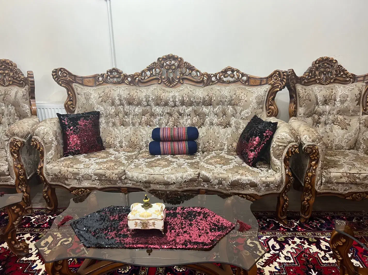 فروش مبل سلطنتی درحد|مبلمان خانگی و میز عسلی|مشگین شهر, |دیوار