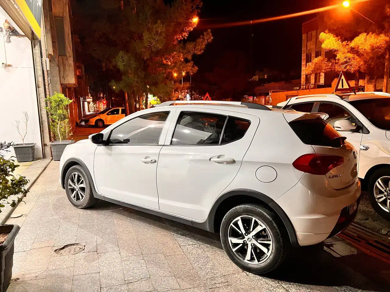 لیفان x50 اتومات معاوضه و نقدی|خودرو سواری و وانت|بیرجند, |دیوار