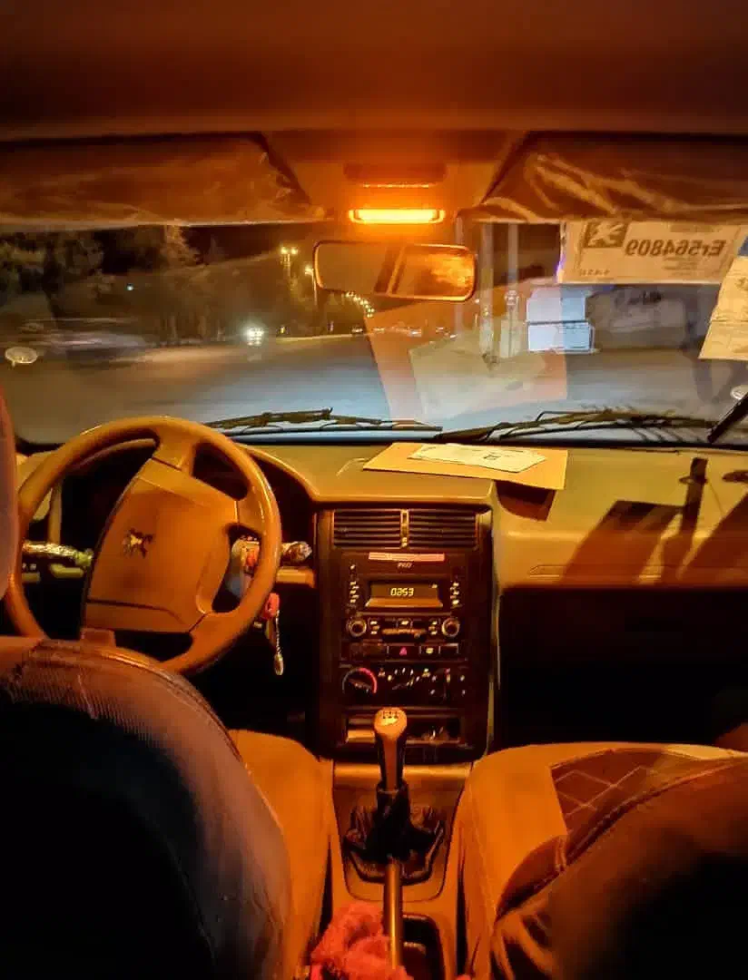 خودرو تاکسی پژوبرون شهری|خودرو سواری و وانت|سپیدان, |دیوار