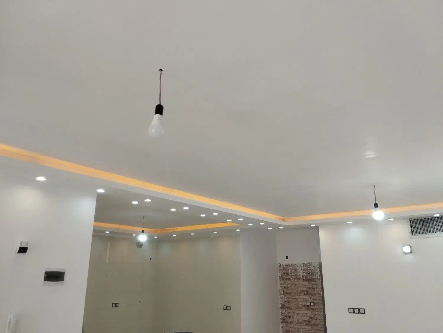 برقکار برق کشی ساختمان|خدمات پیشه و مهارت|شیراز, شهرک دارایی|دیوار