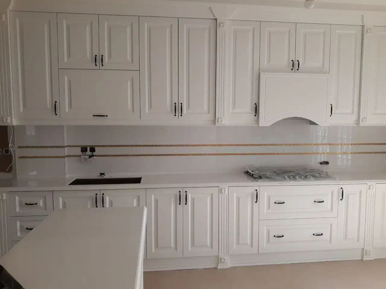 اجرای دکوراسیون تجاری و اداری و مسکونی|خدمات پیشه و مهارت|درگهان, |دیوار