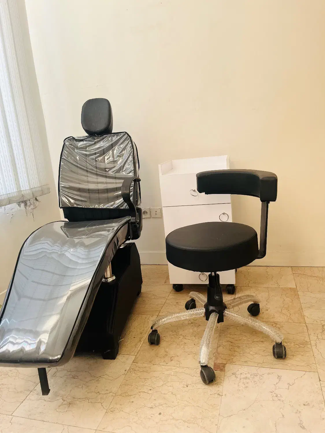 استخدام مژه کار و همه لاینها(اجاره )|استخدام درمانی، زیبایی، بهداشتی|تهران, شهرآرا|دیوار