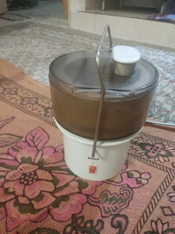 آبمیوه گیری مارک بوش|آبمیوهگیر و آبمرکباتگیر|تهران, هلال احمر|دیوار