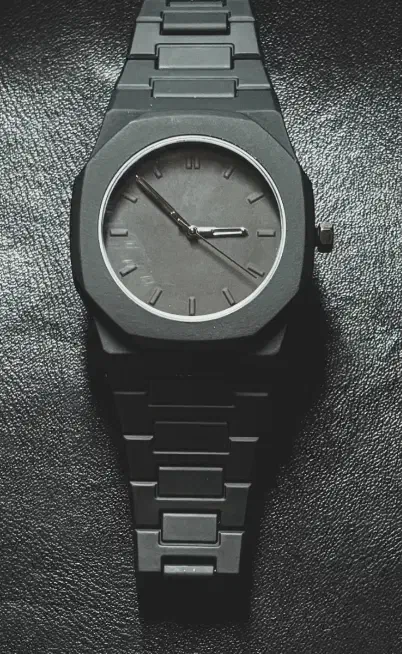 ساعت|ساعت|تهران, هلال احمر|دیوار