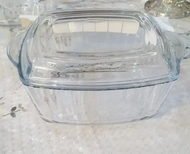 ظروف بلور ترک و ایرانی و فرانسه|ظروف سرو و پذیرایی|شاهین‌شهر, شهرک گلدیس|دیوار