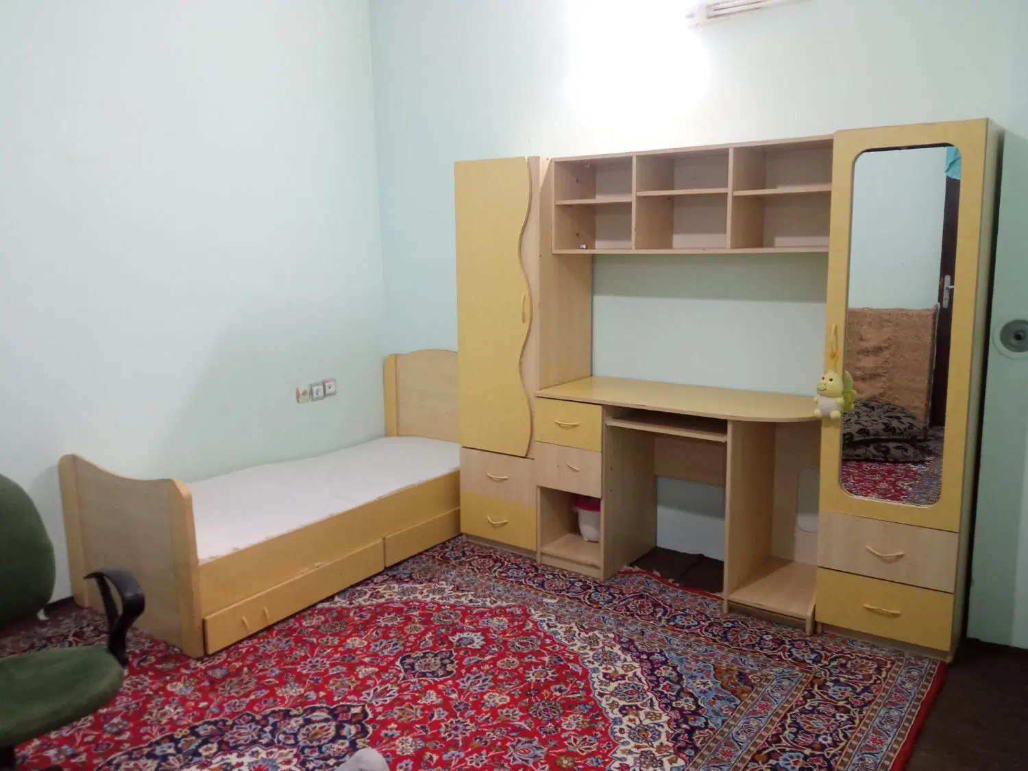 تخت|تخت و صندلی بچه|مشهد, طلاب|دیوار
