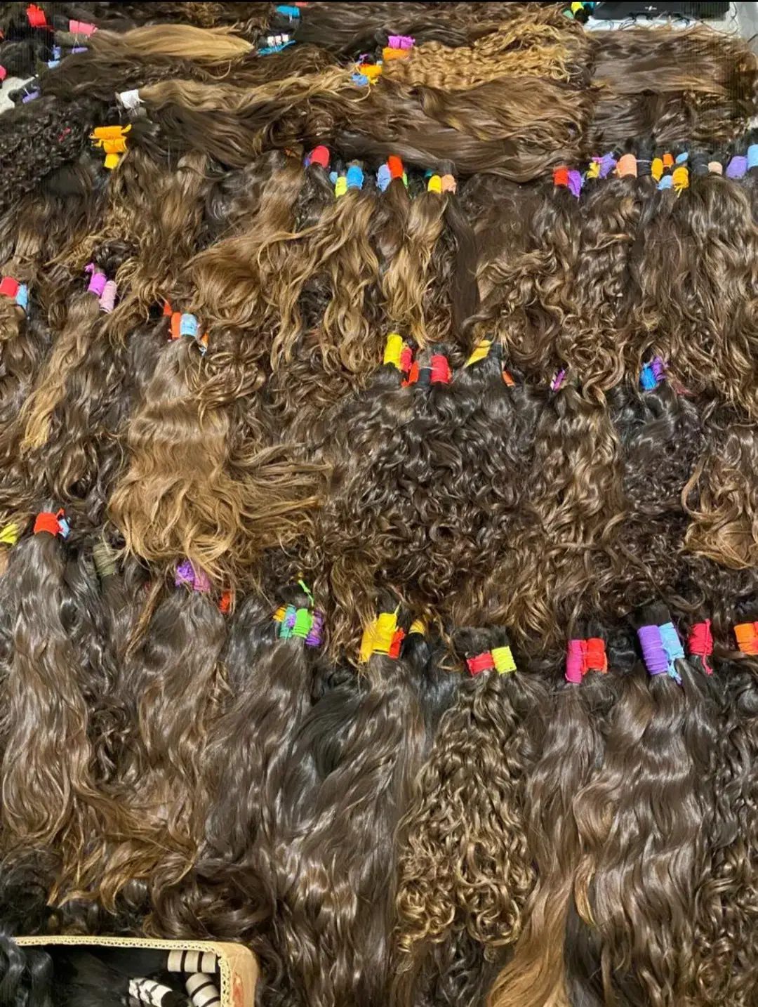 مرکز خرید موهای طبیعی حسینی|خدمات آرایشگری و زیبایی|سرپل ذهاب, |دیوار