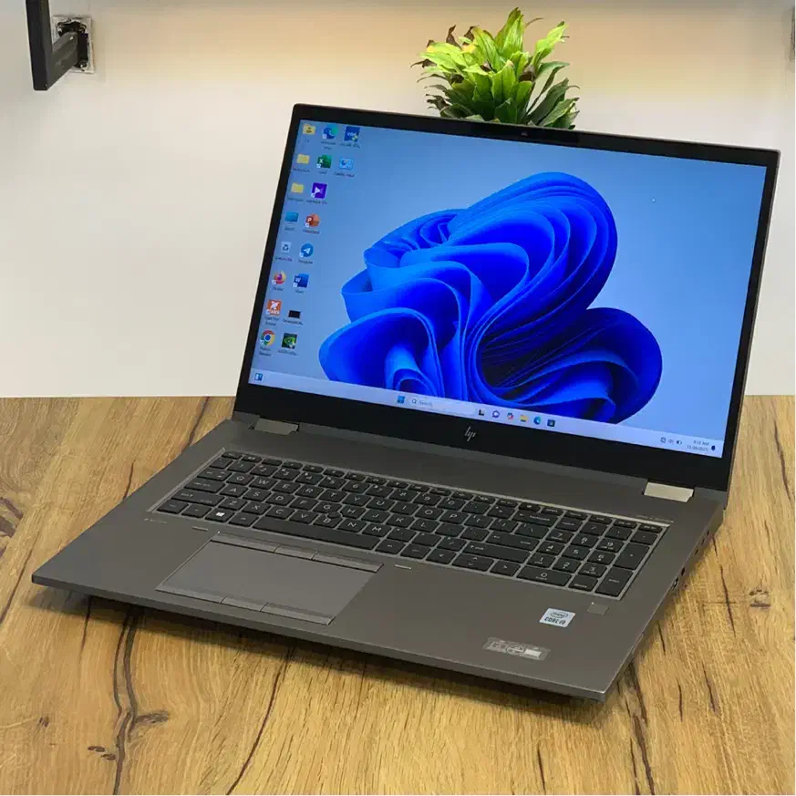 لپتاپ HP ZBook Fury G7 / هیولای معماری و رندرینگ|رایانه همراه|مشهد, ارشاد|دیوار