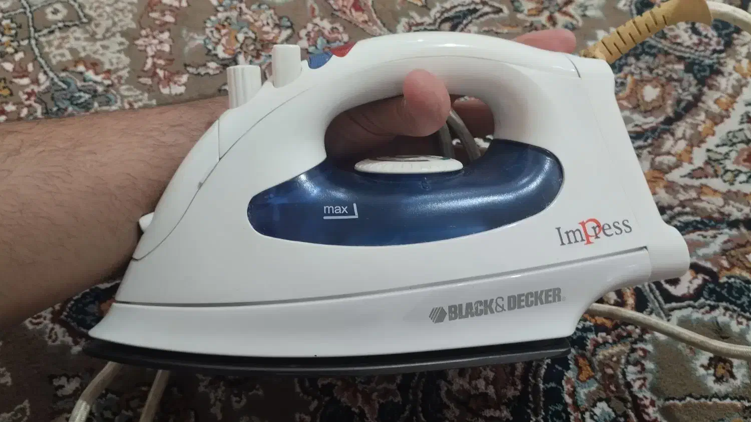 اتو مارک black and decker|اتو و لوازم اتو|خرم‌آباد, |دیوار