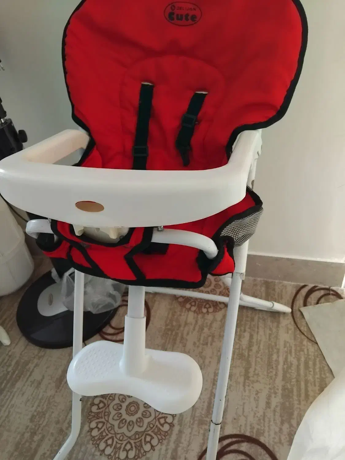 صندلی غذا کودک|تخت و صندلی بچه|قم, بوستان علوی|دیوار