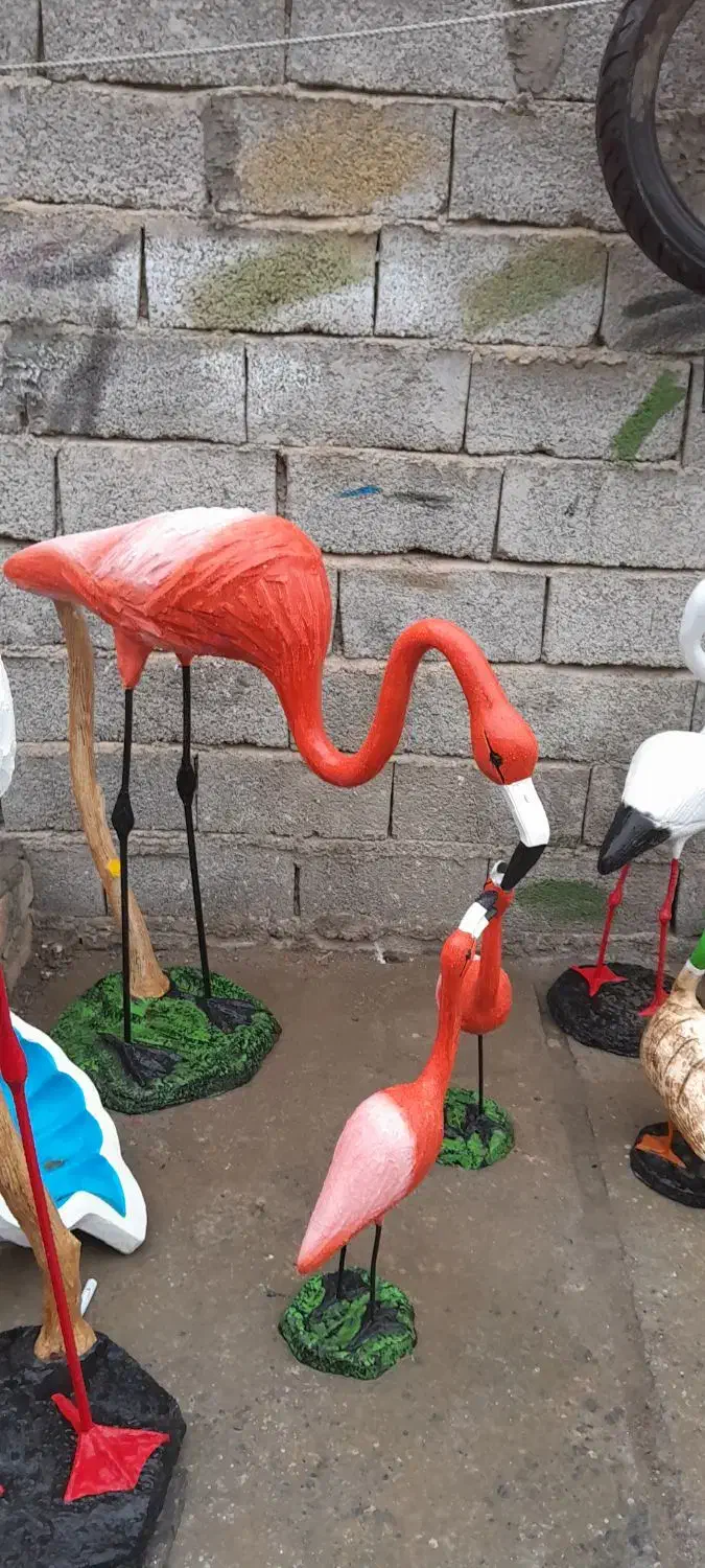 مجسمه فلامینگو بتنی دلفین بتنی و لکلک|مجسمه، تندیس، ماکت|چهارباغ, |دیوار