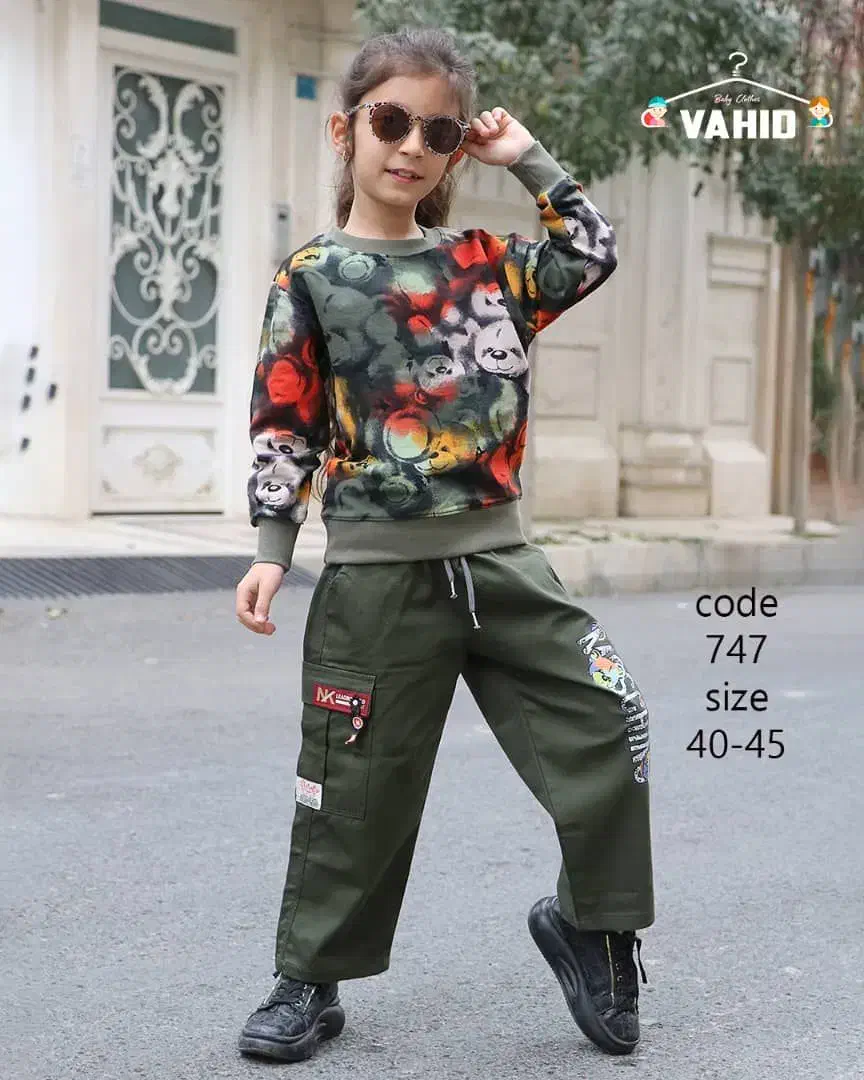 لباس بچه گانه|کفش و لباس بچه|اندیشه, اندیشه فاز ۴|دیوار