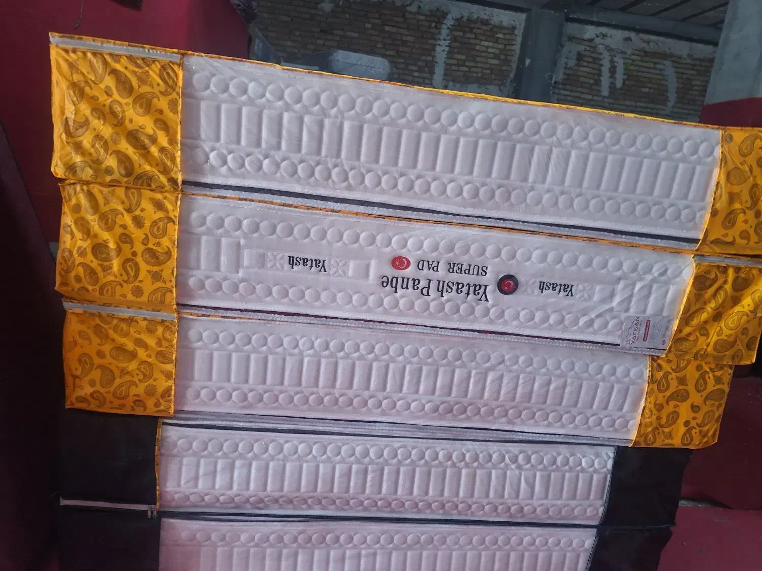 فنرمنفصل|تشک تختخواب|پرند, فاز ۱|دیوار