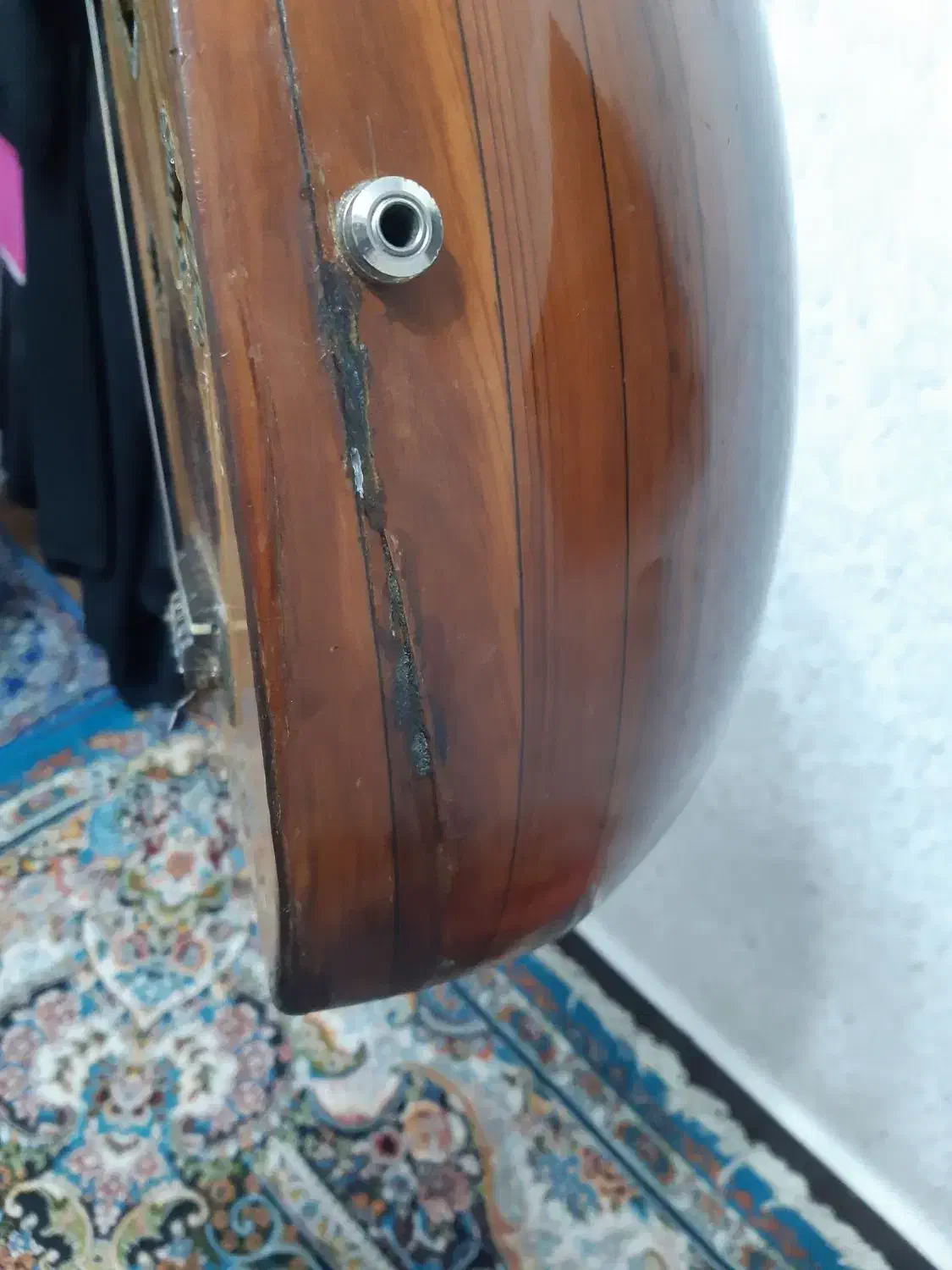 عود|سازهای سنتی|قلعه قاضی, |دیوار