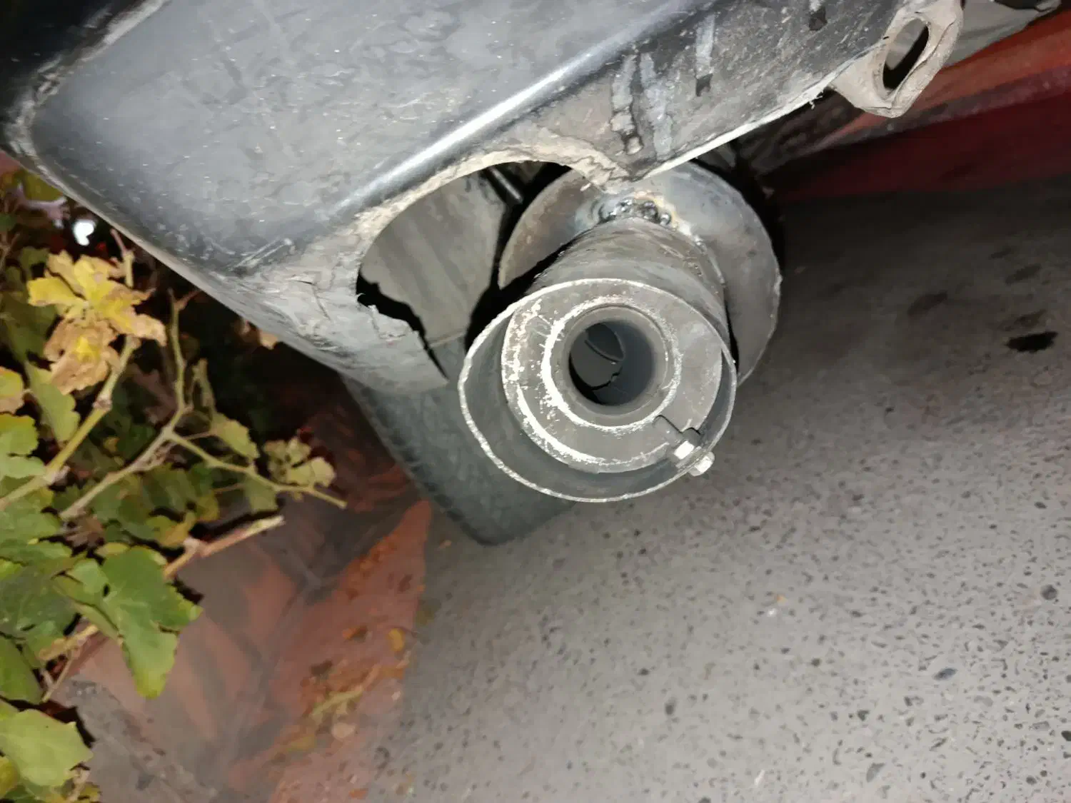 منبع اگزوز هاوارد|قطعات یدکی و لوازم جانبی|پرند, فاز ۶|دیوار