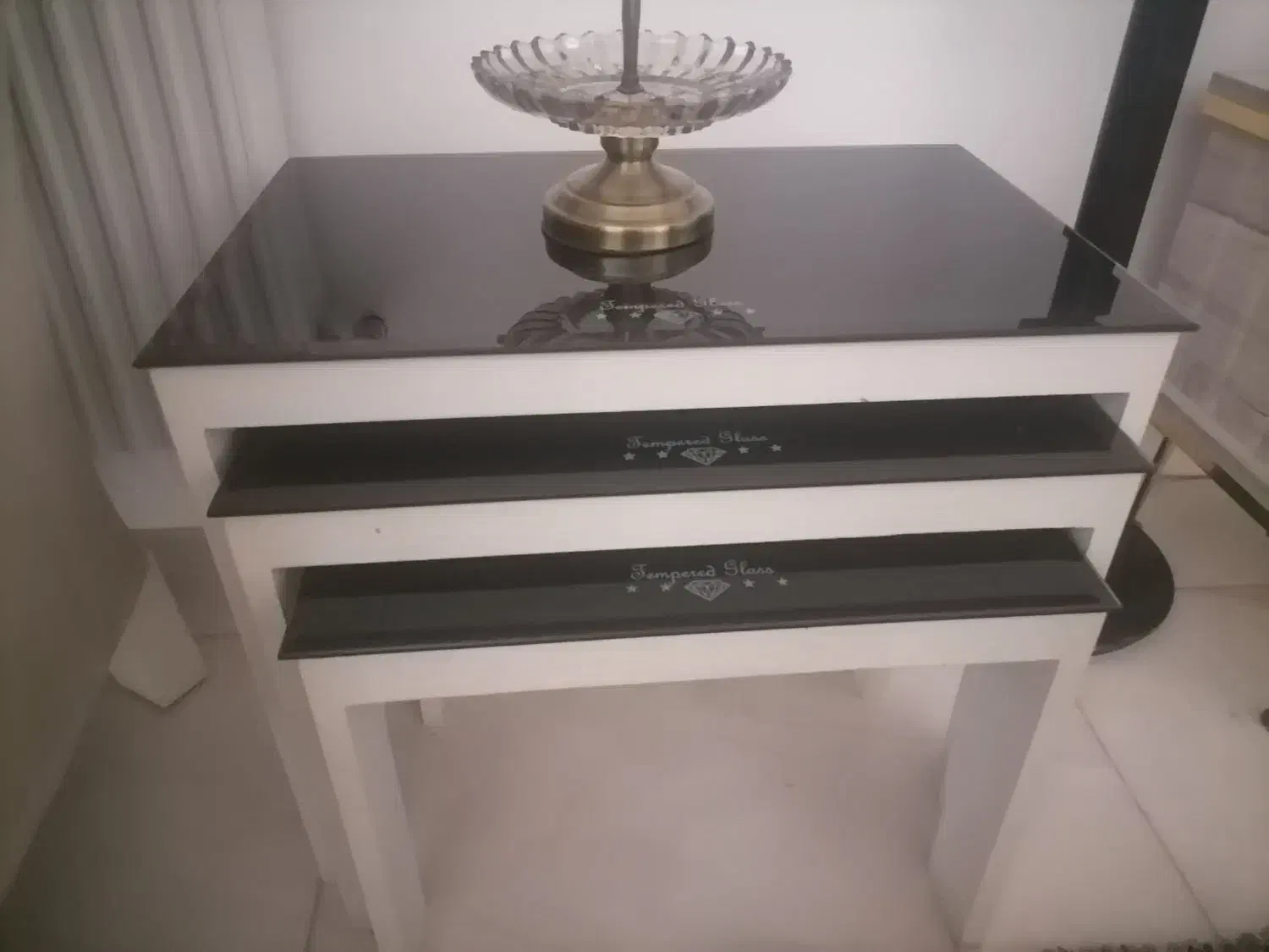 جلومبلی عسلی در حد نو|مبلمان خانگی و میز عسلی|قزوین, |دیوار