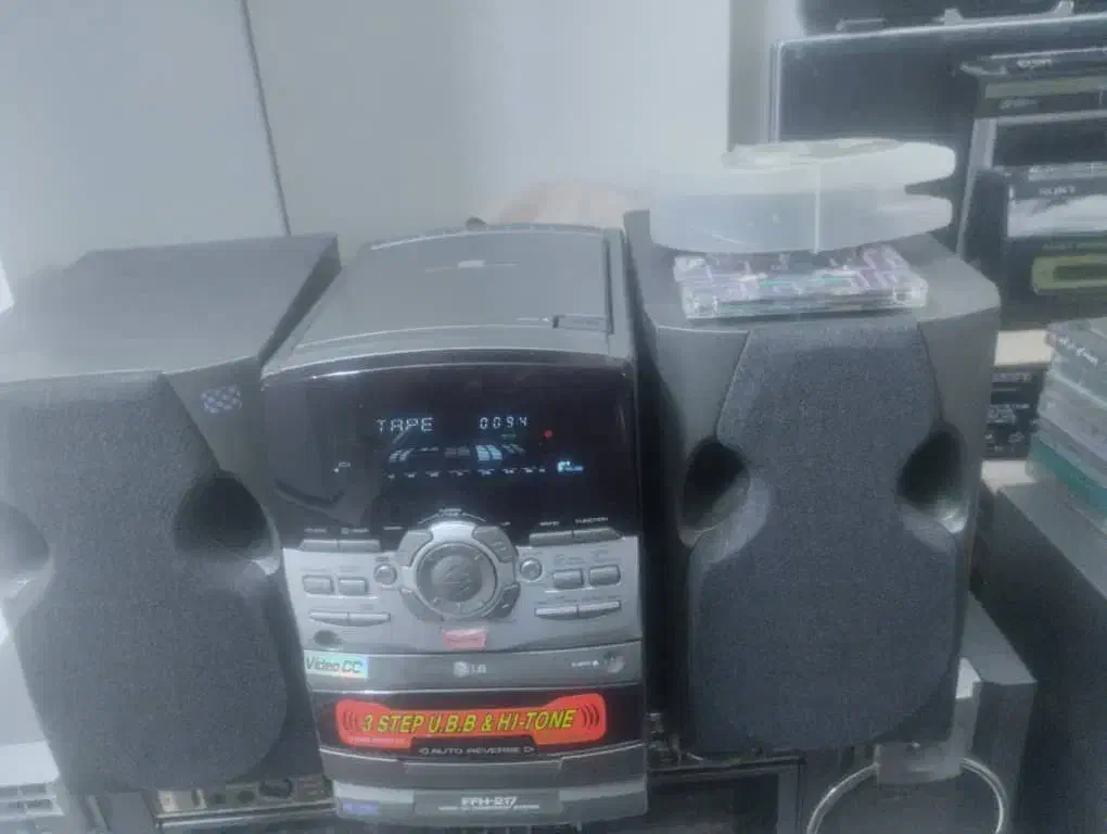 رادیو ضبط ال‌جی کره|سیستم صوتی خانگی|تهران, تسلیحات|دیوار